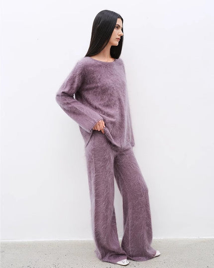 100% Cashmere Crewneck Sweater & Straight-Leg Knit Pants Set | Hand-Brushed