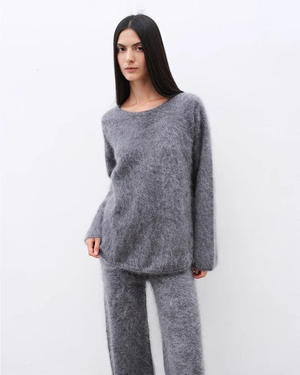 100% Cashmere Crewneck Sweater & Straight-Leg Knit Pants Set | Hand-Brushed