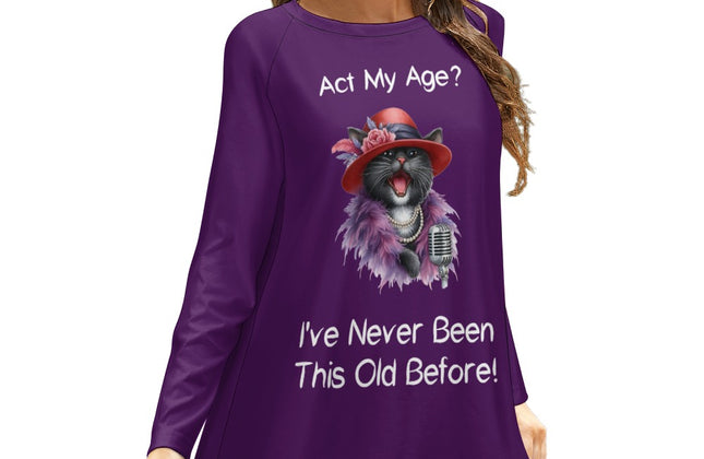 تيشيرت نسائي بأكمام طويلة ورقبة دائرية بطبعة قطة "Act My Age"