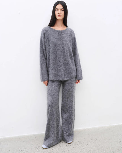 100% Cashmere Crewneck Sweater & Straight-Leg Knit Pants Set | Hand-Brushed