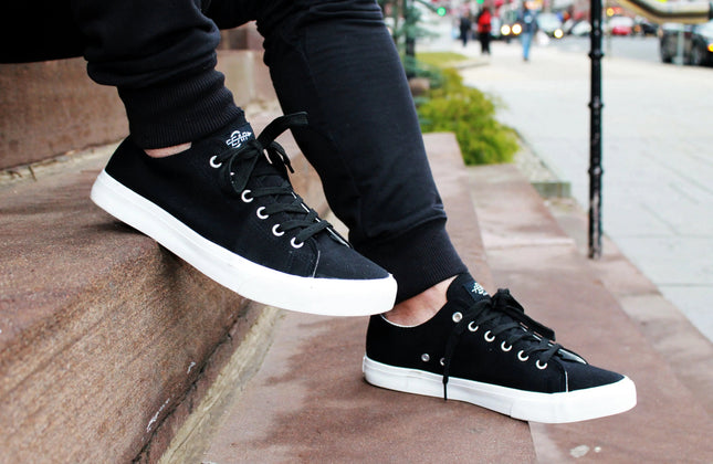 Retro Black & White Canvas Sneakers | Unisex Cushioned Insole