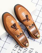 Brown / 38