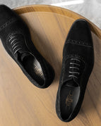 Black / 37