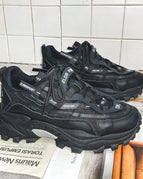 Black / 39