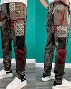 Red grid / 28 / Adults