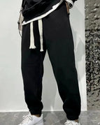 02 Black / 28 / Adults
