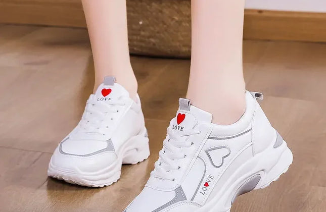 Women Shoes Heart-Shaped Platform Sneakers Woman Walking Sports-Shoes Breathable