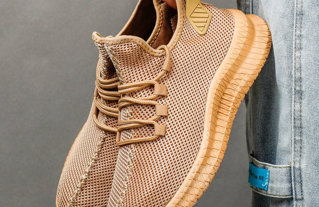 Men Shoes Breathable Mesh Running Shoes Slip on Walking Sneakers for Men