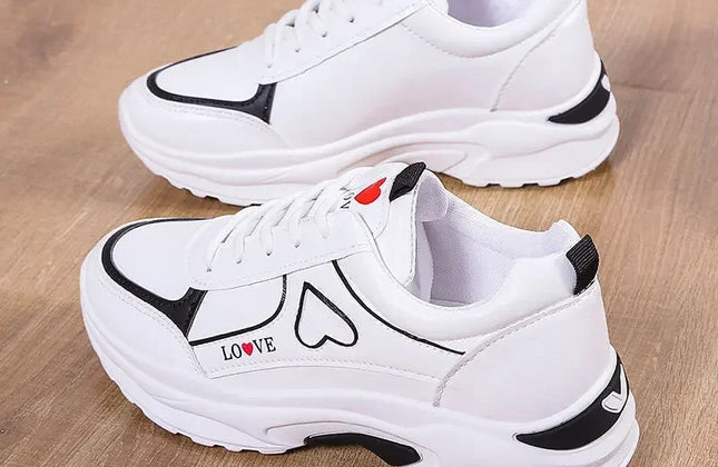 Women Shoes Heart-Shaped Platform Sneakers Woman Walking Sports-Shoes Breathable