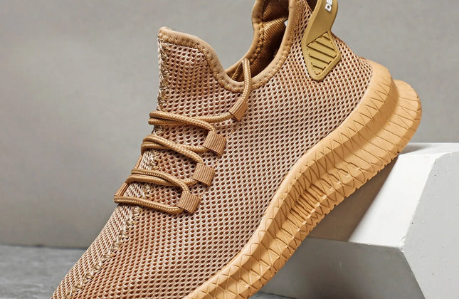 Men Shoes Breathable Mesh Running Shoes Slip on Walking Sneakers for Men