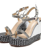 Silver / 38 / Adults