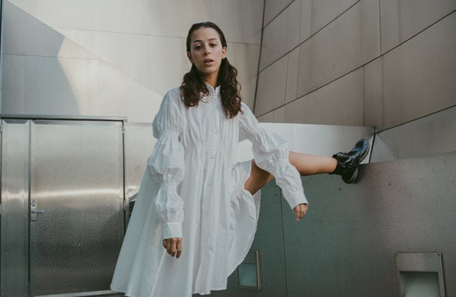 Women's Long Sleeve Pleated Shirt Dress — White | Hotaru