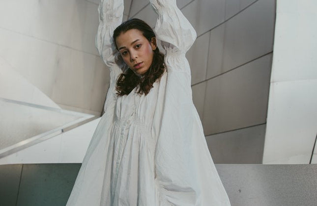 Women's Long Sleeve Pleated Shirt Dress — White | Hotaru