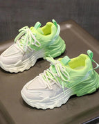White Green / 35 / Adults